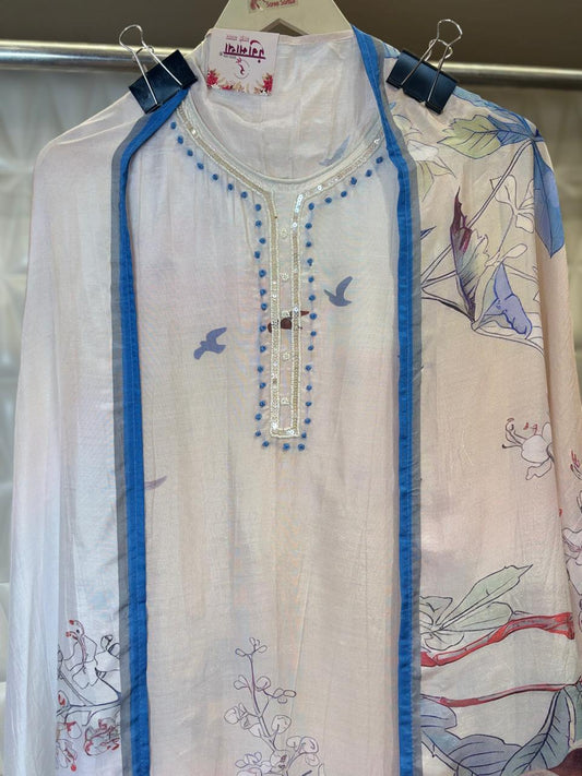 Embrace the elegance of summer with this Chiku-colored