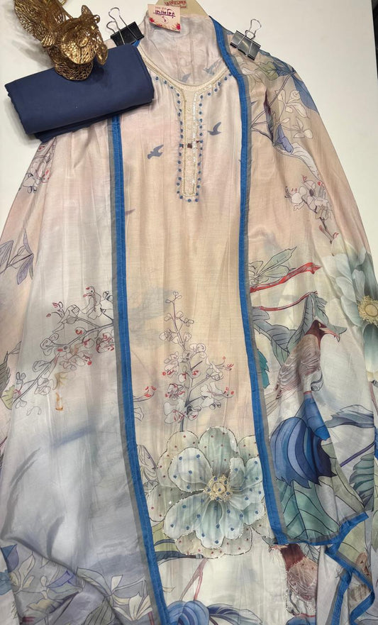 Embrace the elegance of summer with this Chiku-colored