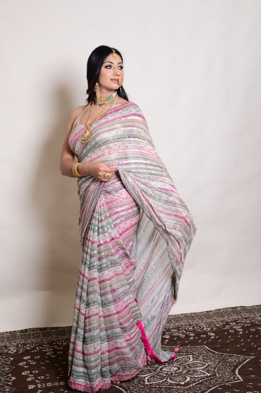 Unveil classic sophistication with beautifully woven with intricate gold