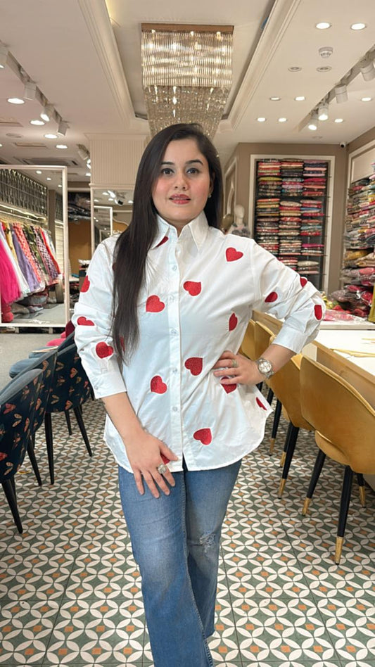 Classy essential with heart shaped Resham motifs all over the shirt