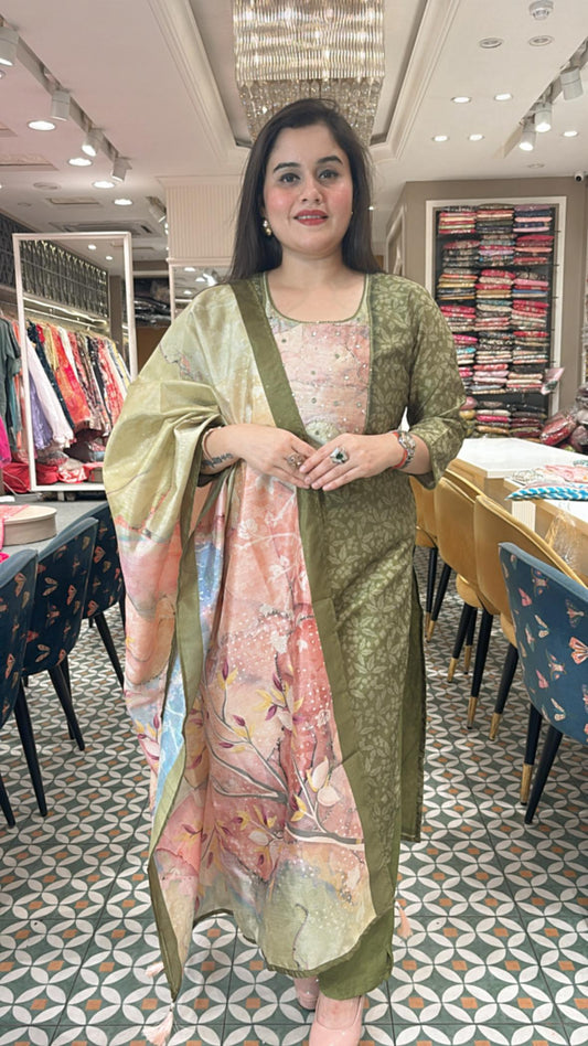 Crafted in lightweight cotton tissue fabric