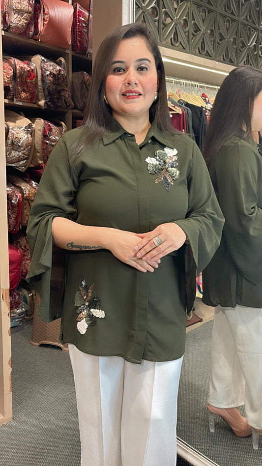 Stylish and classy essential with beautifully embellished with sequins