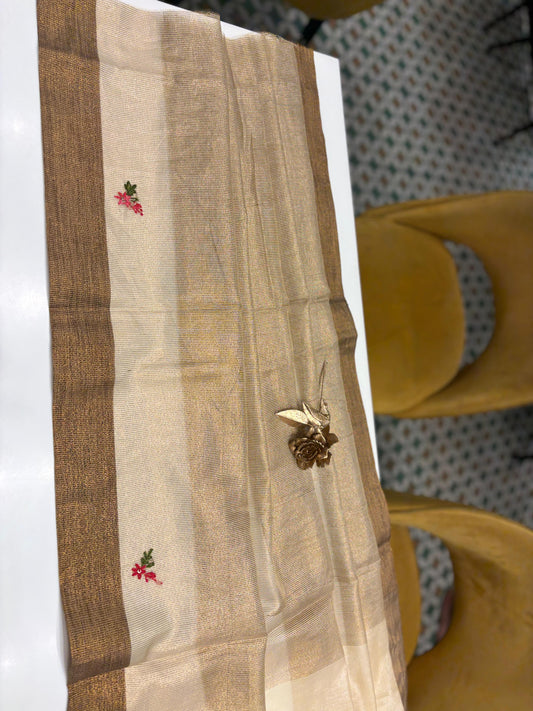 Breathe in elegance – Cotton tissue saree with hand brush painting