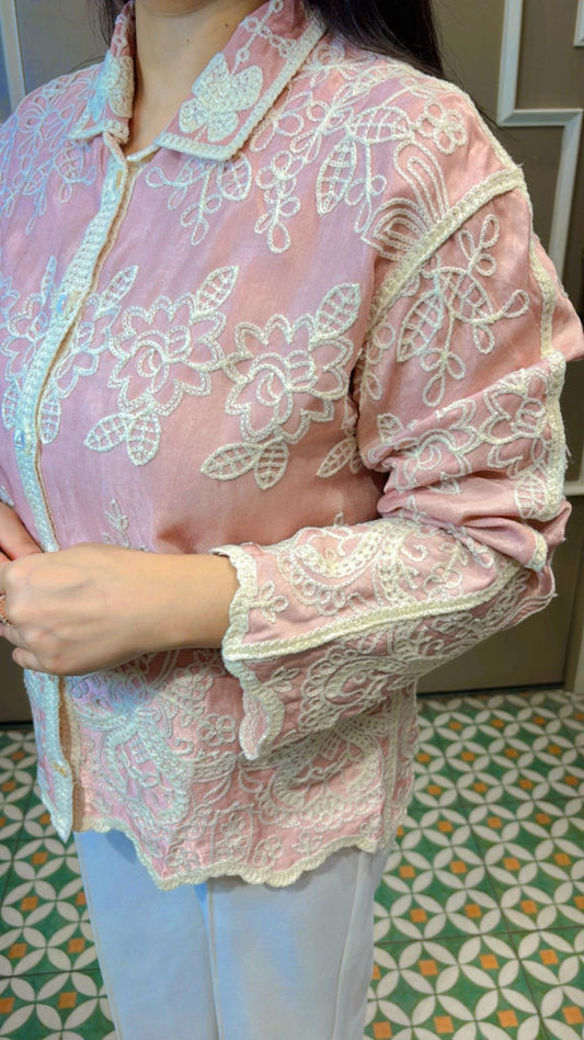 Classic summer shirt with a twist—this cotton-linen piece features soft tailoring