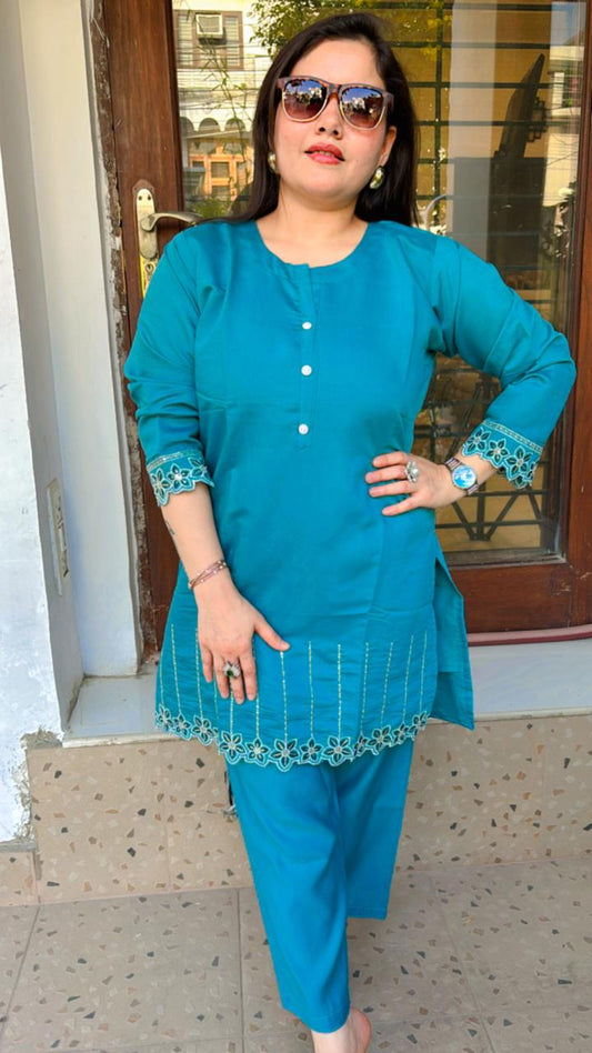 Elegant Co-ord set with all Resham cut work on sleeves & hem