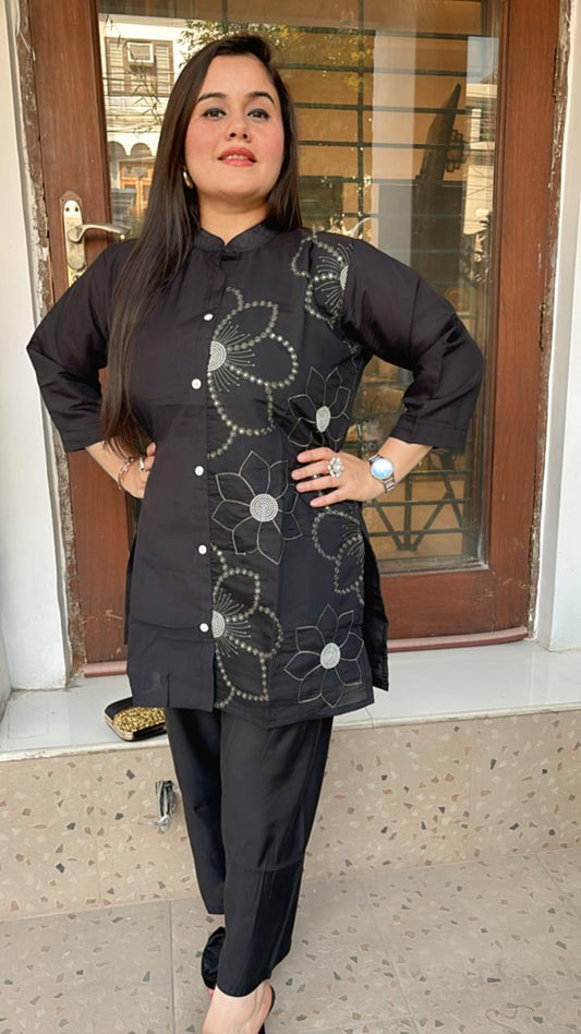 Elegant Co-ord set with all Resham work on front panel